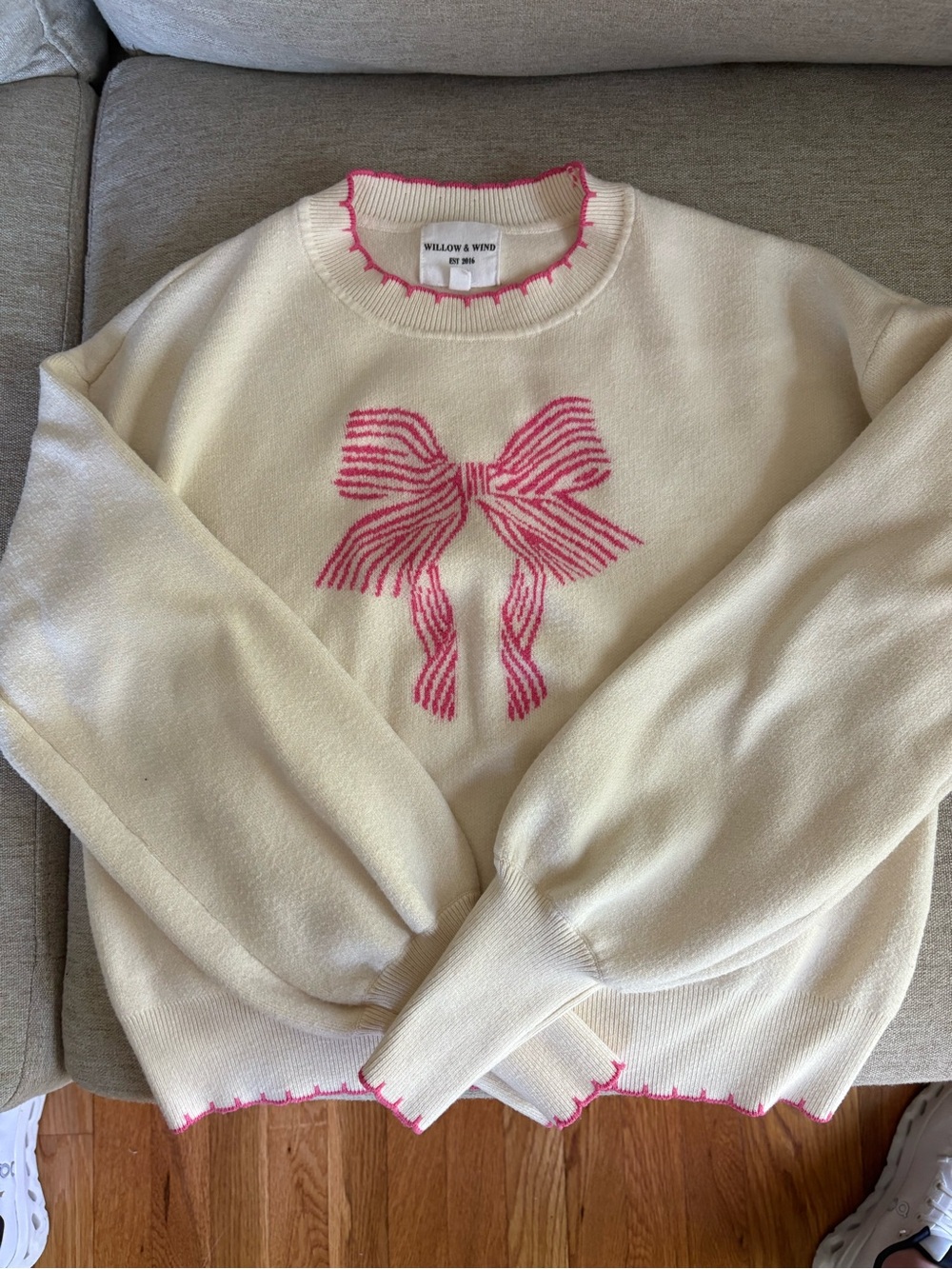 Willow & Wind Cream Crewneck Sweater with Pink Bow